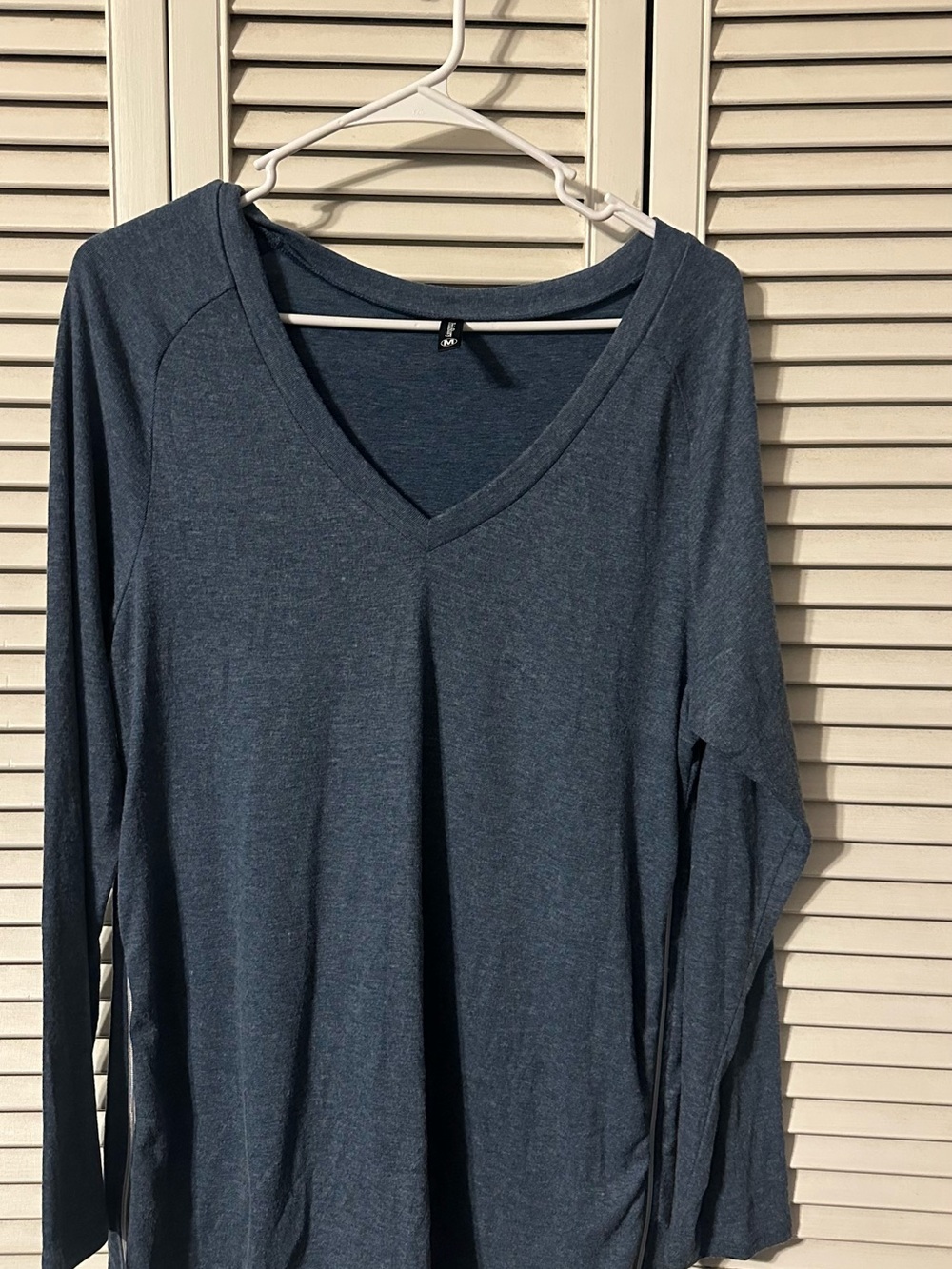Relaxed V-Neck Long Sleeve Tee in Slate Blue